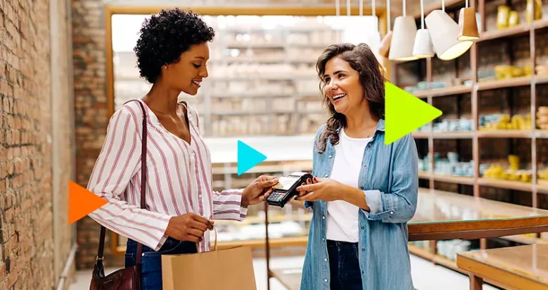 O que é PDV: mulheres conversando em ponto de venda