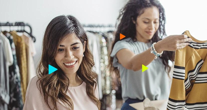 Empreendedoras arrumando peças do seu aracarejo