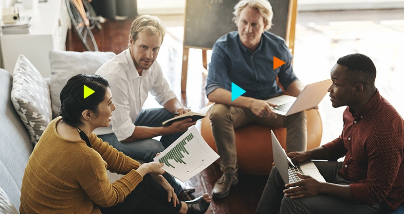 empreendedor fazendo os cálculos e entendendo o orçamento base zero