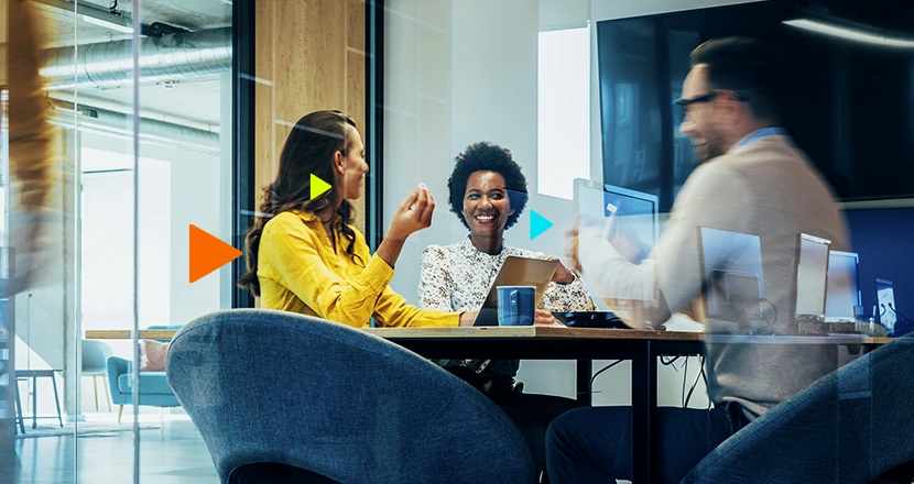 empreendedores conversando sobre o crédito tributário